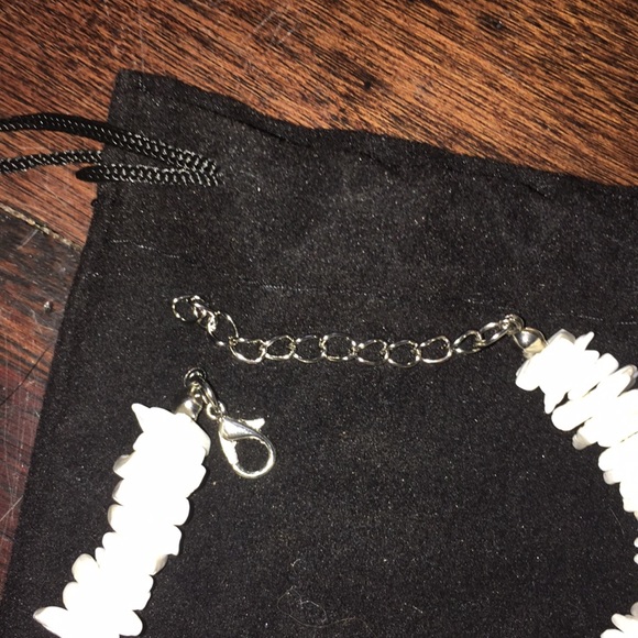 Pula shell bracelets - Picture 2 of 4